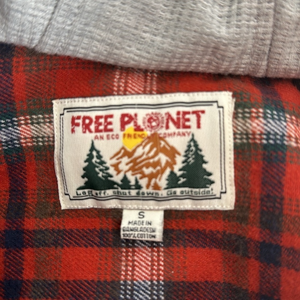 Free Planet Flannel Hoodie Button Down Shirt - Picture 7 of 8
